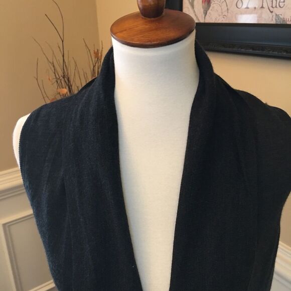 Eddie Bauer Wool Sleeveless Sweater Vest Sz M - Picture 2 of 5